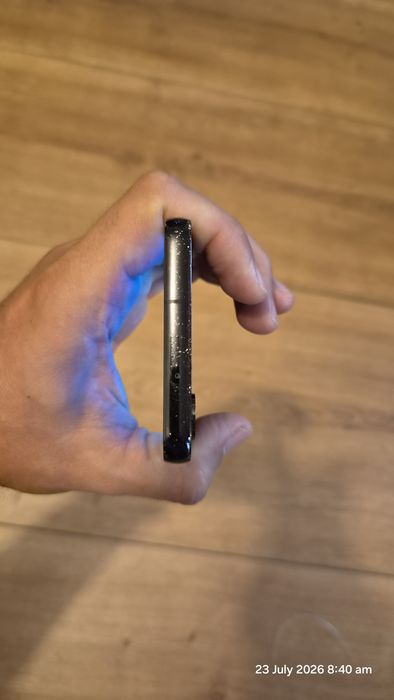 Vând Samsung S23 128 GB utilizat+ Husă/folie privacy noi