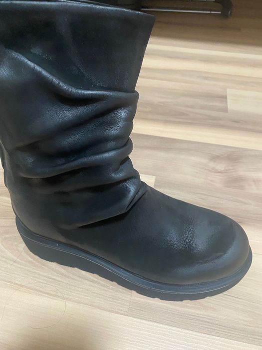 Боти, маратонки найк