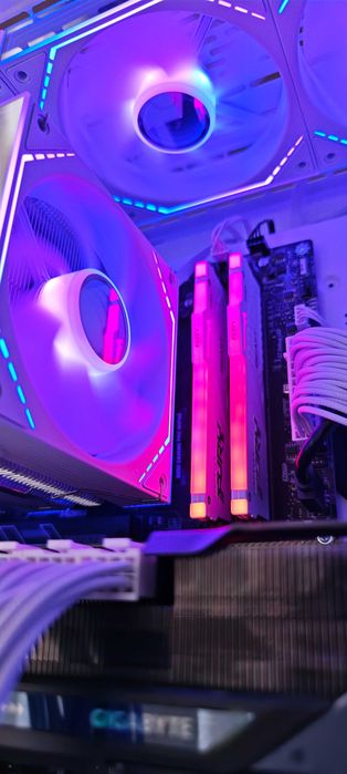 Компютър - /MSI B850 Gaming PRO/Ryzen 7 7700X/RX 9070 XT 16GB/32GB DDR5/1TB nVme/850W Gold/
