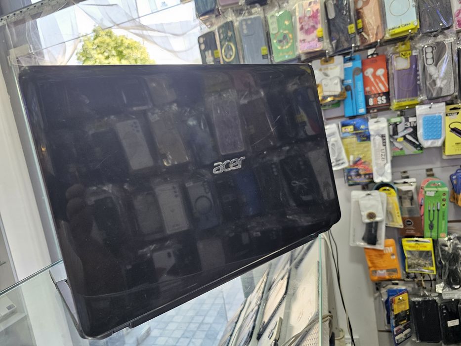 Ноутбук ACER холати яхши