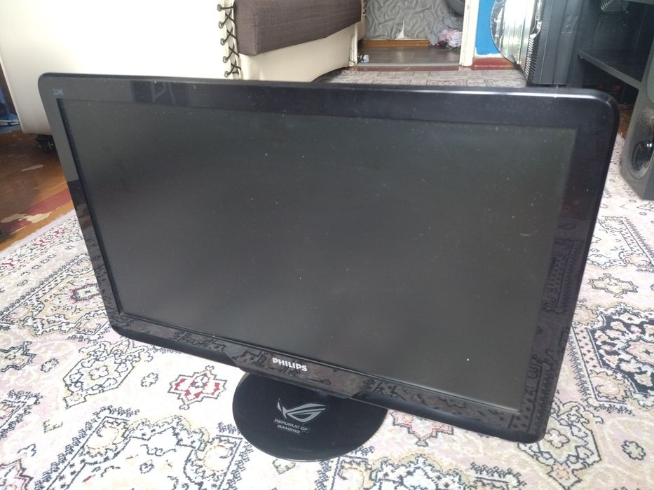 Монитор Philips 224E2 (21.5", Full HD)