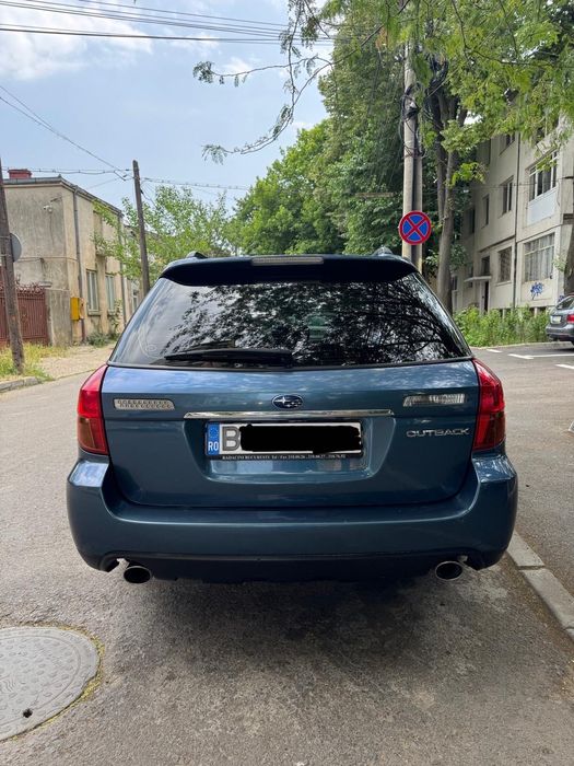 Subaru Outback 2004