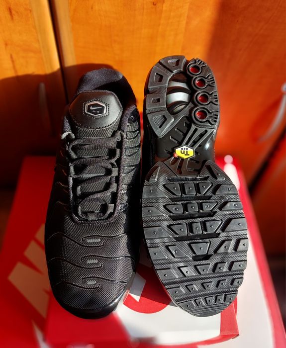 Nike Air Max Plus TN Full Black (41,42,43,44)