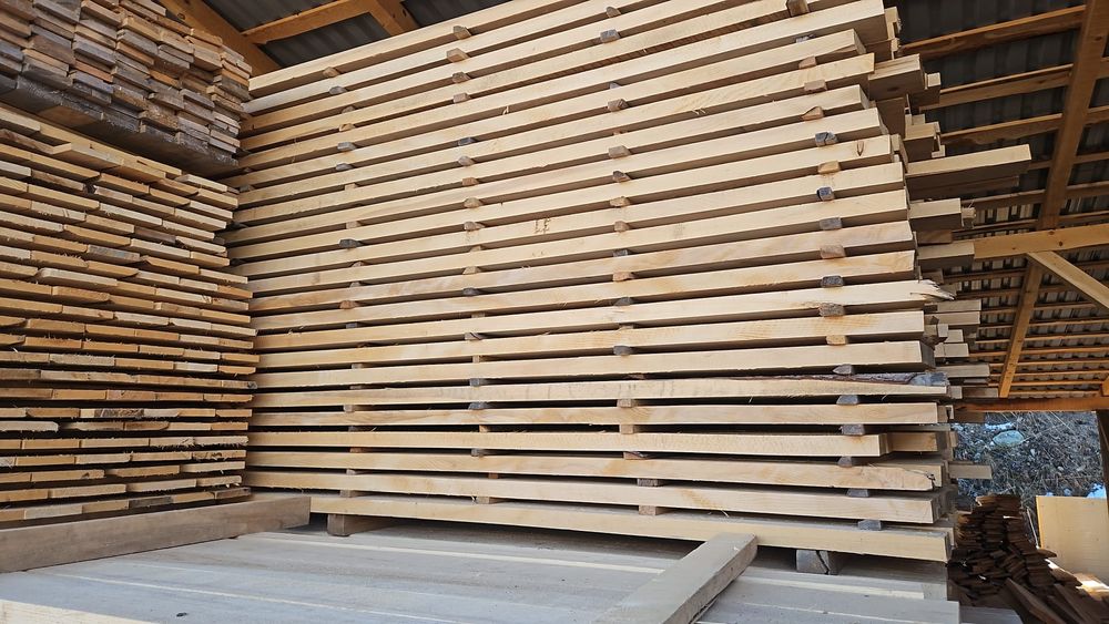 Cherestea uscată molid și brad