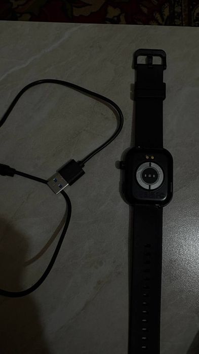 Смарт часы почти новый