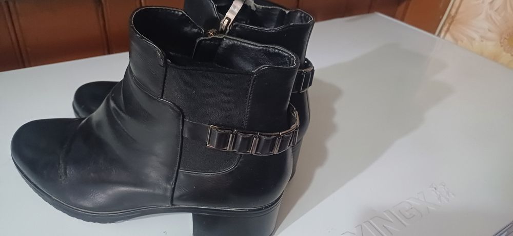 Продаются сапожки