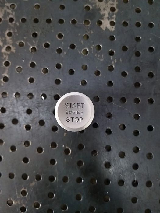 Buton start stop audi q3 8u 8u0905217a
