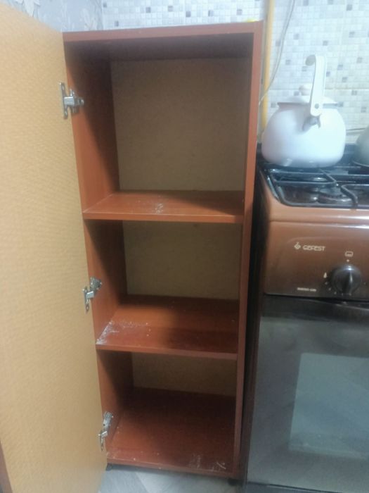 Продам кухню район 3 школы