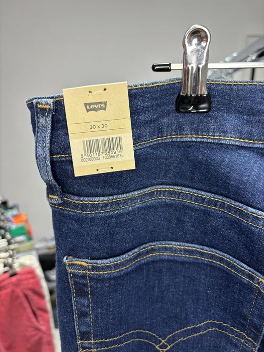Levi’s 724 High Rise Slim Straight Чисто нови с етикети