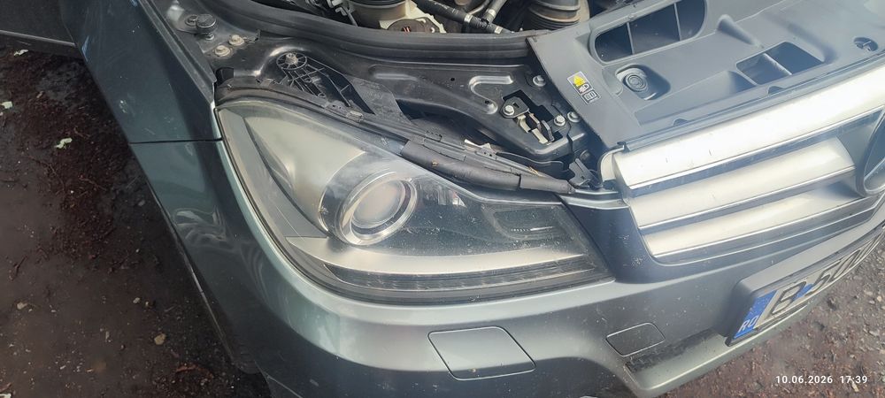 Mercedes C220 CDI Facelift 2011 Automat -faruri ILS-Motor Defect