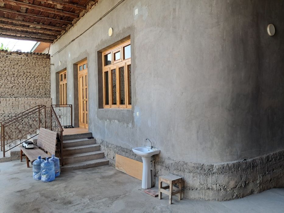 Сотилади ховли уй Икбол махалла