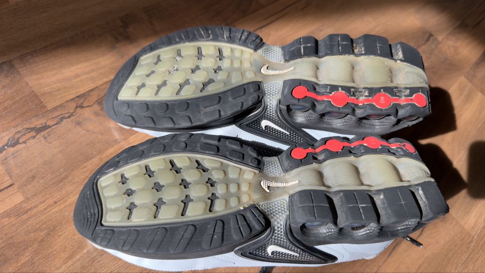 Маратонки Nike Air Max Dn