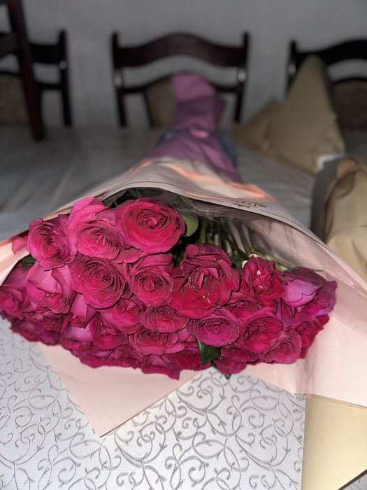 Розы метровые свежие