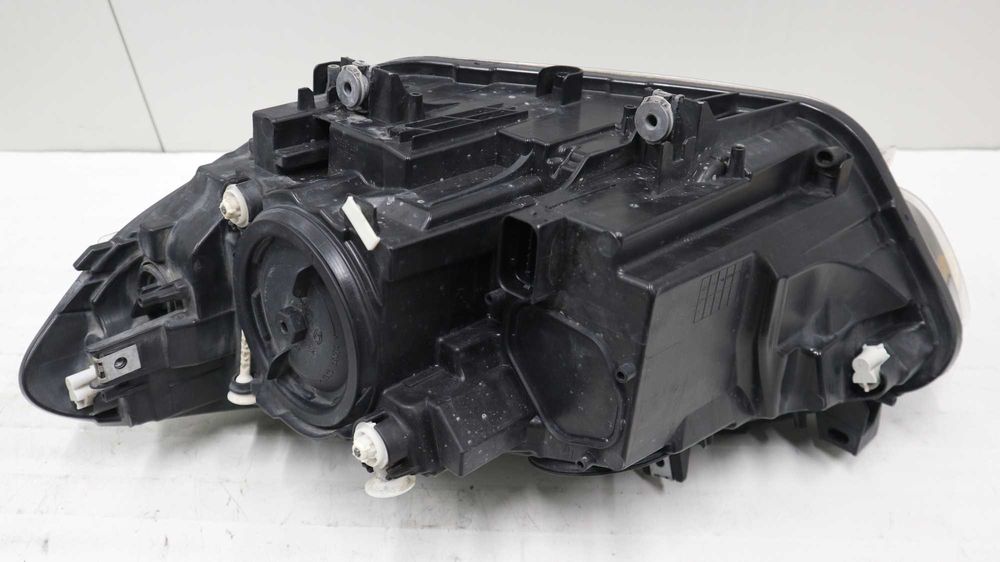 Десен халогенен фар Н7 БМВ Ф20 Ф21 Фейслифт