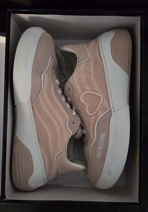 Love Moschino сникърси н.40