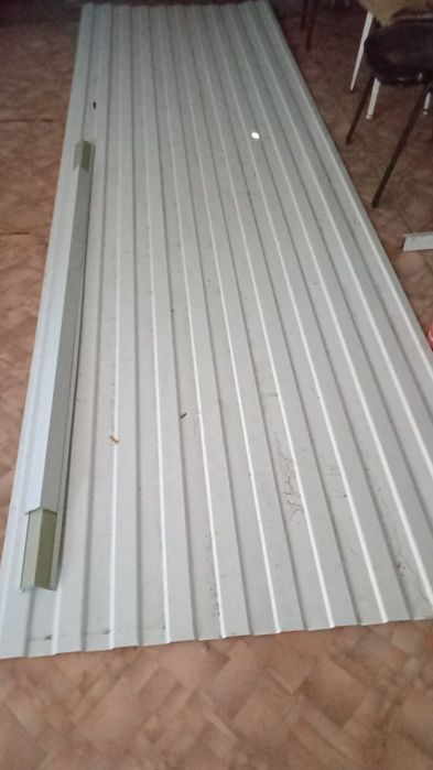 Продам профлист белый, жесть оцинкованную