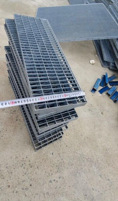 trepte zincate galvanizate