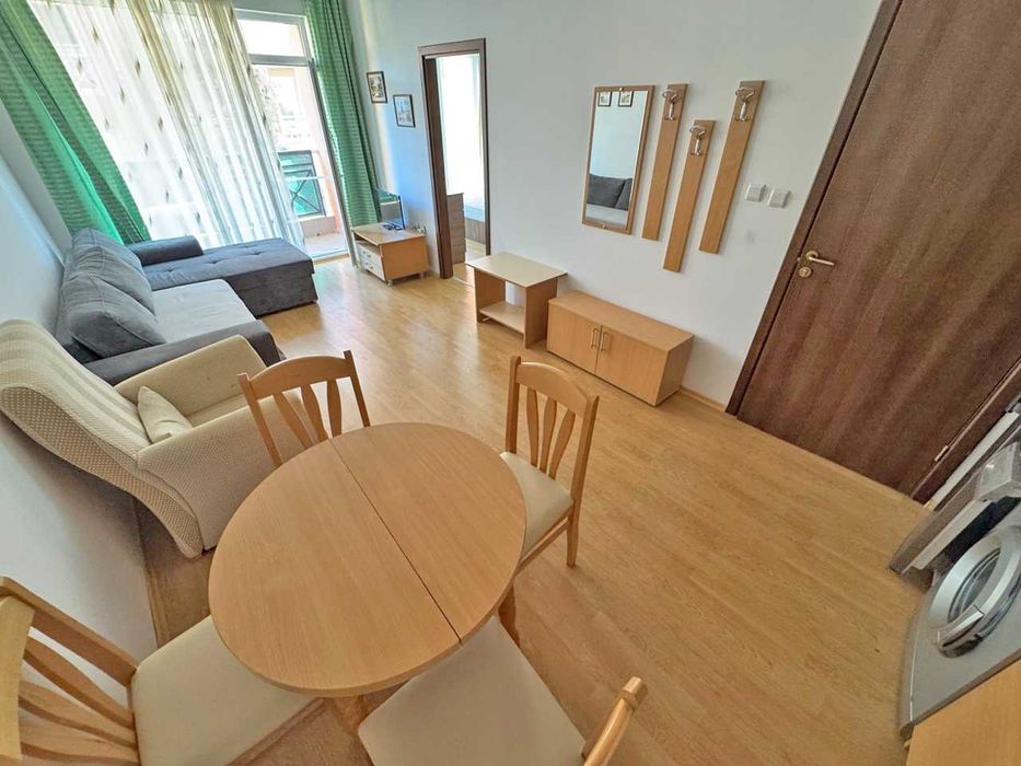 Продава се Двустаен апартамент в к.к. Слънчев бряг - 49 кв.м за 568 €/кв.м - Снимка #2