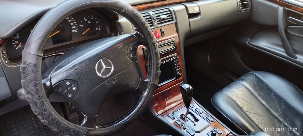 Продава се Мерцедес 320 CDI