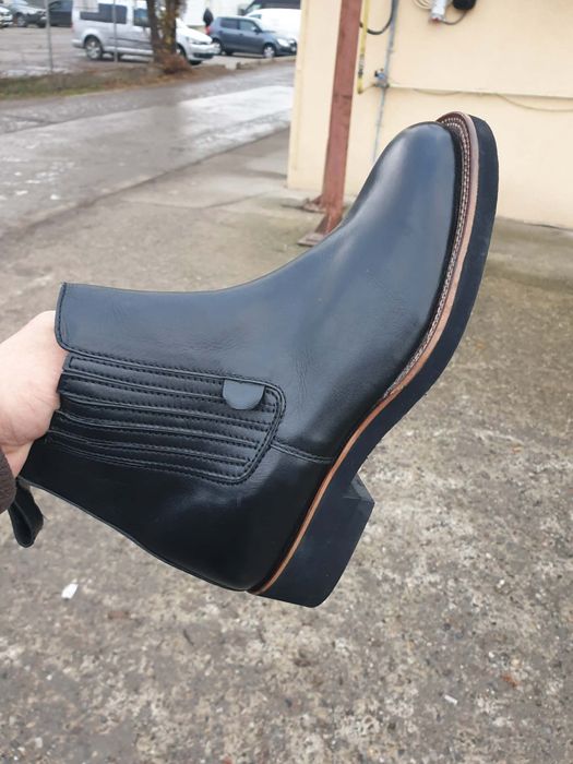 Ghete de piele model deosebit marimea 39 Model Dollar