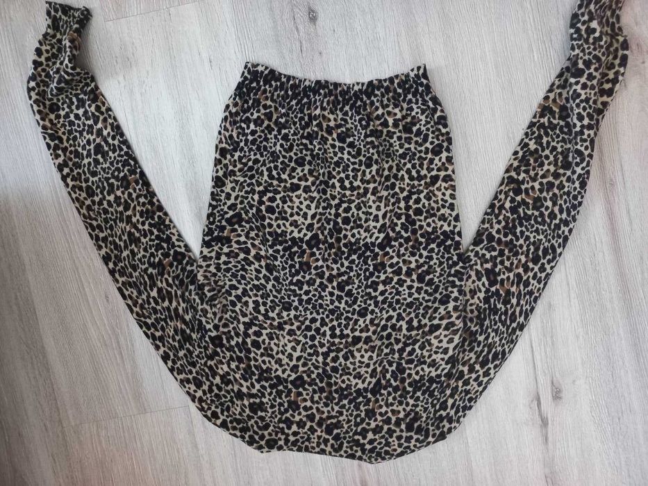 Дамски жилетки- Esprit, H&M