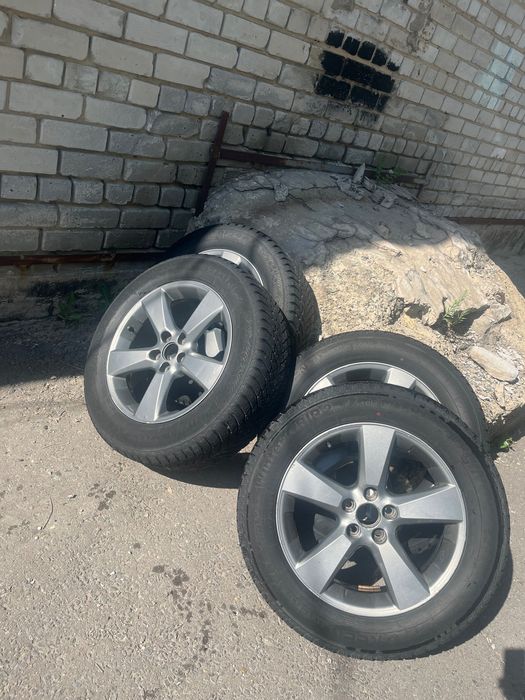 Диски с резиной!