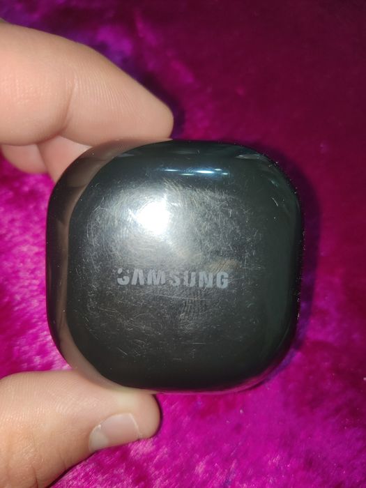 Беспроводная наушник