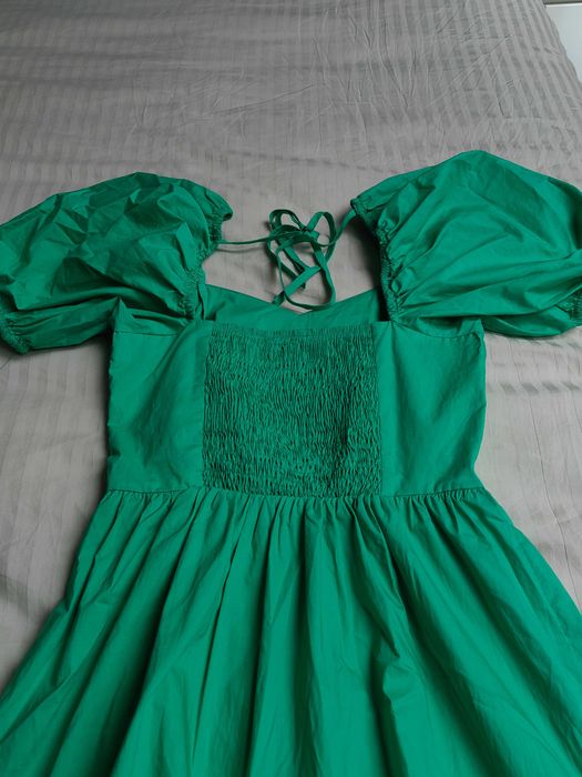 Rochie verde cu mâneci scurte