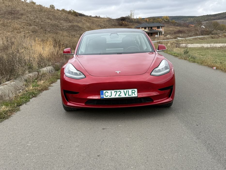TESLA Model 3 2020 — imagine 2