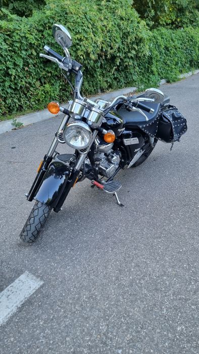 Keeway Superlight 125