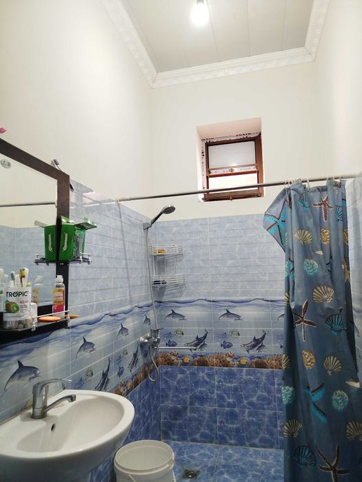 Qarshi tuman Batosh MFY 6sotixli hovli sotiladi