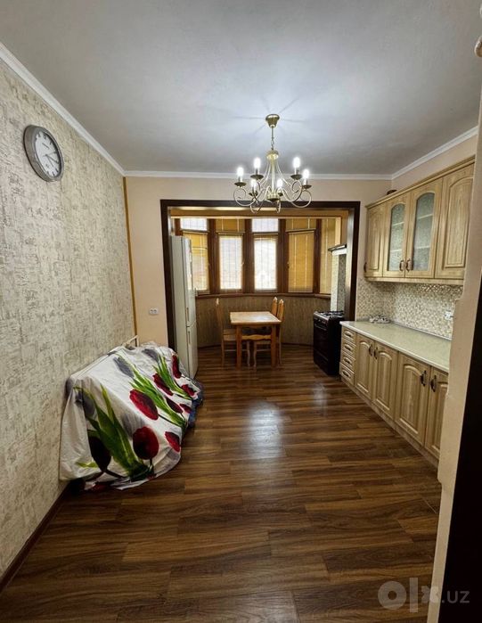 2/9/9 Паркентский  Циалковская  60м²
