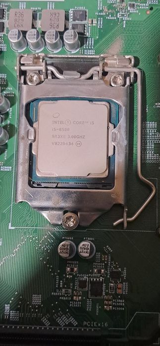 Продам системный блок i5-8500