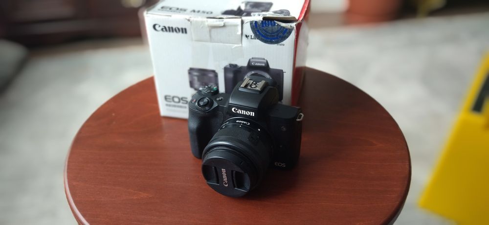 Canon EOS M50 kit в отличном состоянии