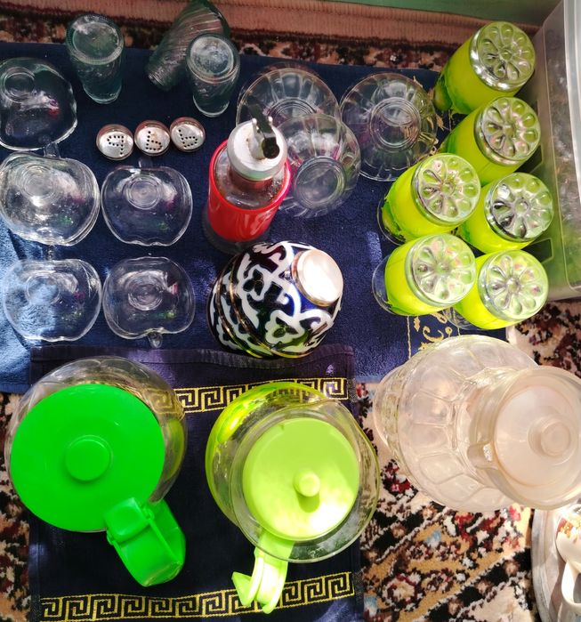 Ҳар хил Идишлар сотилади