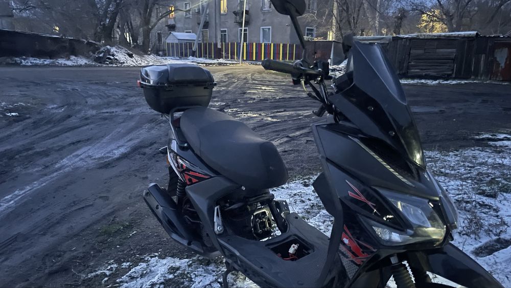 Продам скутер не дорого