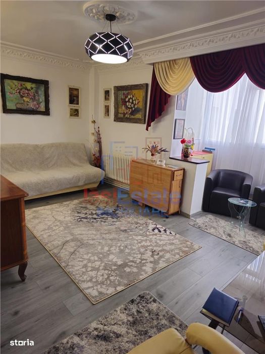 Mircea Cel Batran apartament cu 2 camere  liber