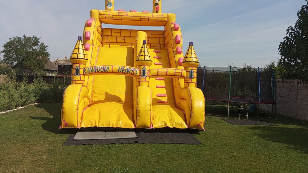 Închirieri topogane gonflabile tobogane carusel