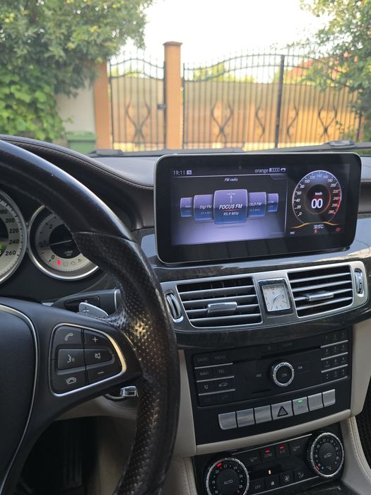 Mercedes  Benz  CLS  4 matic