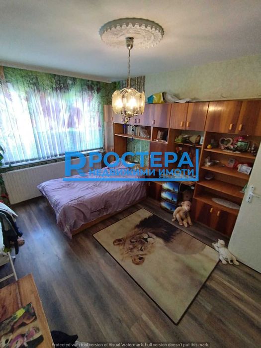 Продава се Тристаен апартамент в Търговище, Запад 2 - 90 кв.м за 816 €/кв.м - Снимка #3