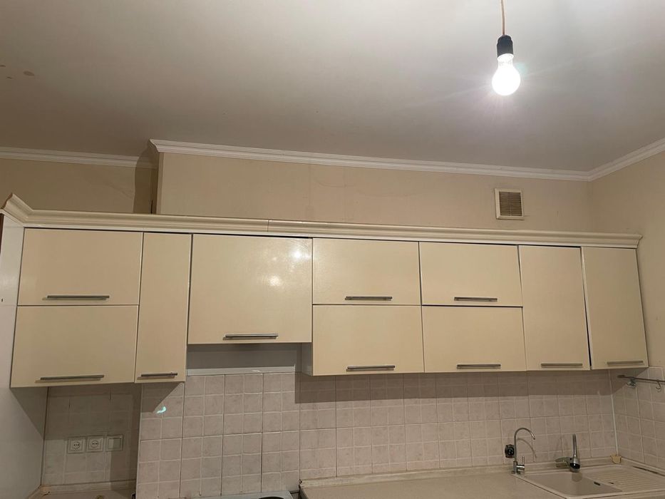 Кухонные шкафы, вверх гарнитура