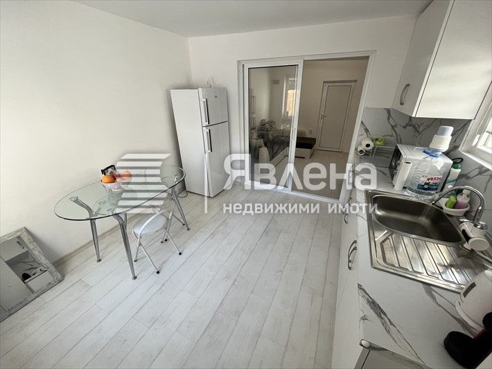Продава се Тристаен апартамент в Несебър - 40 кв.м за 1313 €/кв.м - Снимка #1