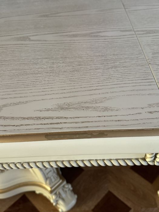 Срочно продается стол