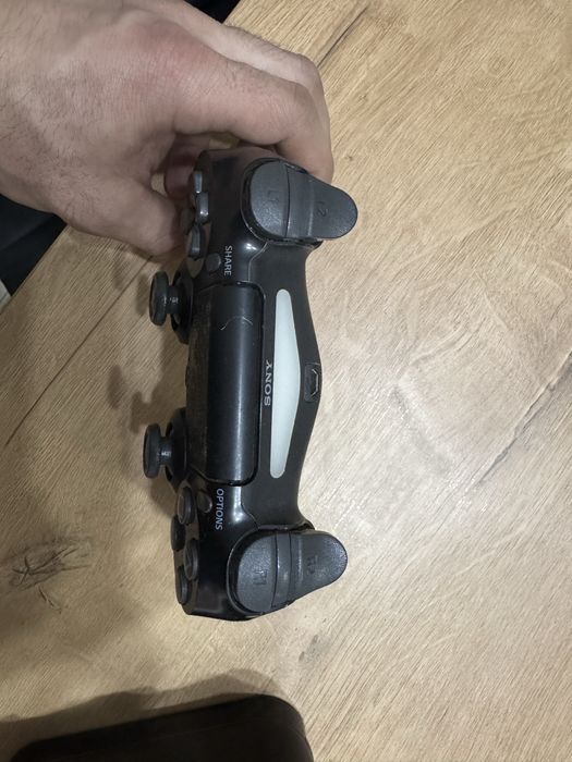 Продам джойстик пс4
