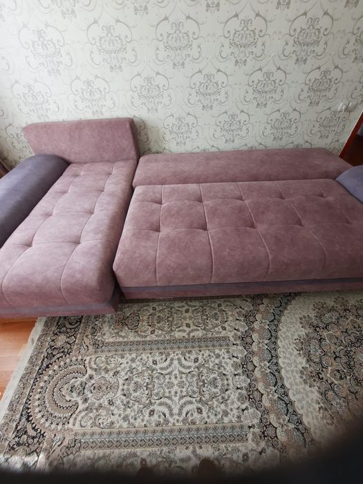 Продам удобный вместительный диван