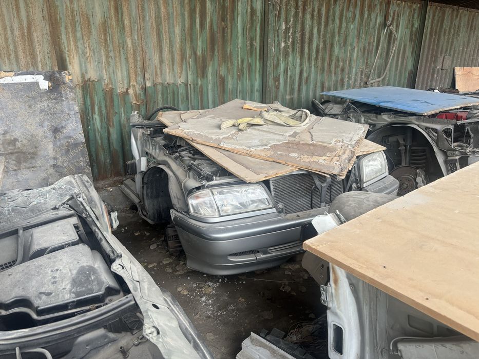 Мерседес 210, 202,140,124