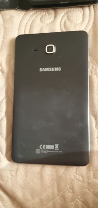 Samsung планшет.