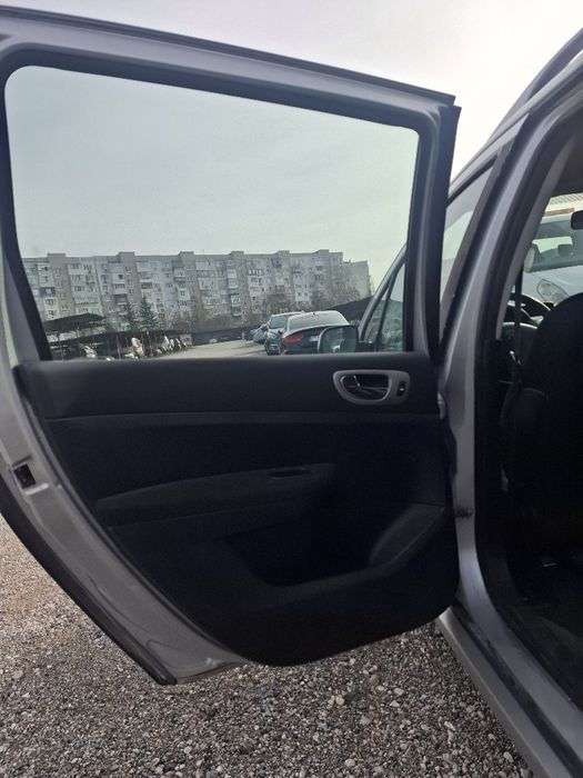 Пежо 307  цени близки до подарък скоро отива на скрап