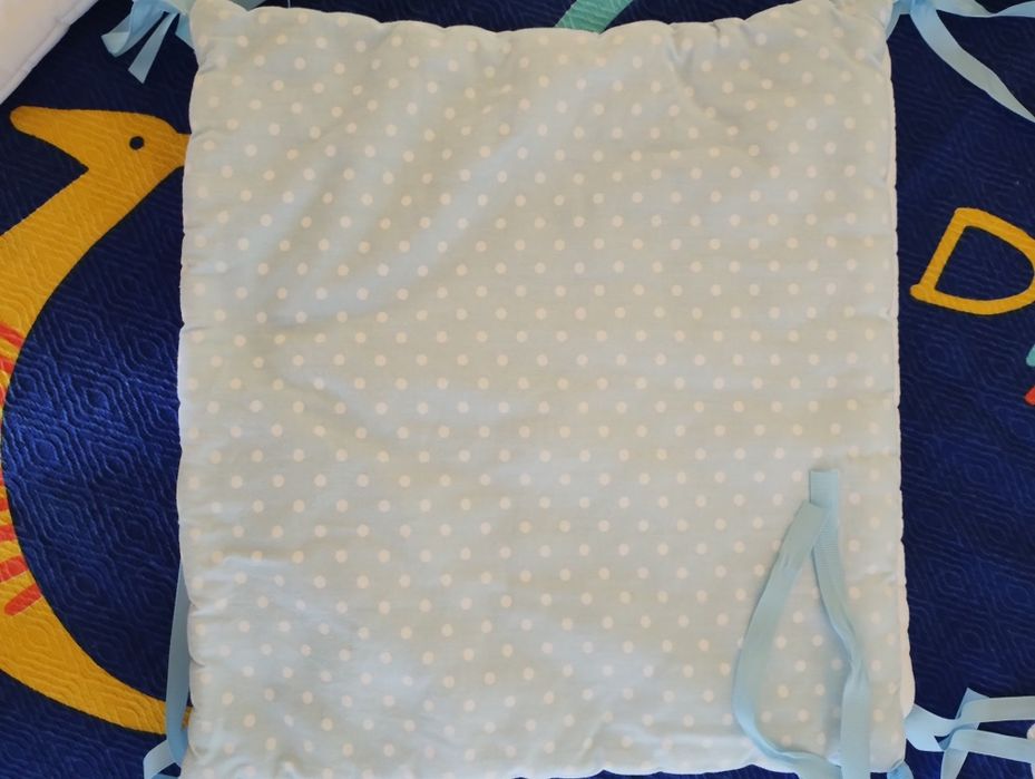 Лот обиколник за кошара и килимче