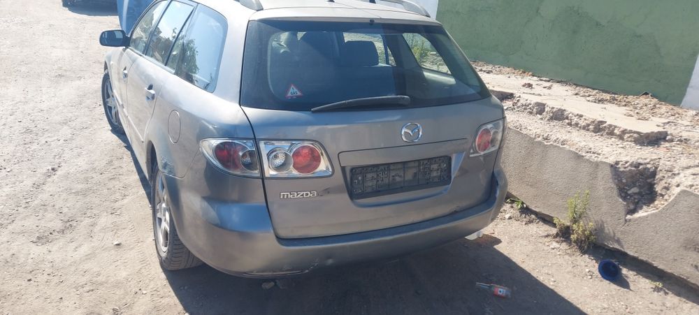 Mazda 6   2004  2.0i